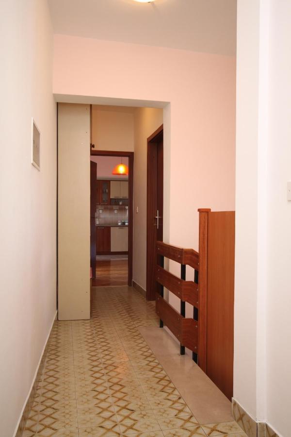 Apartments With A Parking Space Slatine, Ciovo - 8658 외부 사진